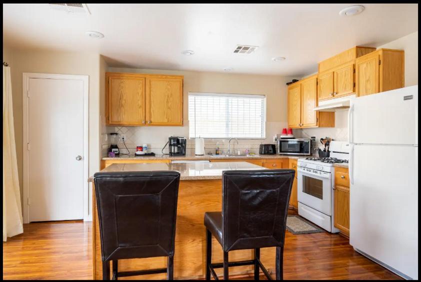 4 Bedroom North Las Vegas With Pool Buitenkant foto